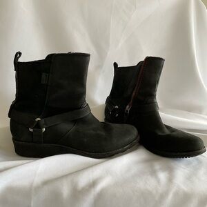 Teva De La Vina Dos Waterproof Black Boots 8.5